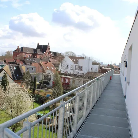 Apartment Eroeffnungsangebot Uebernachten In Einem Umgebauten Bunker *